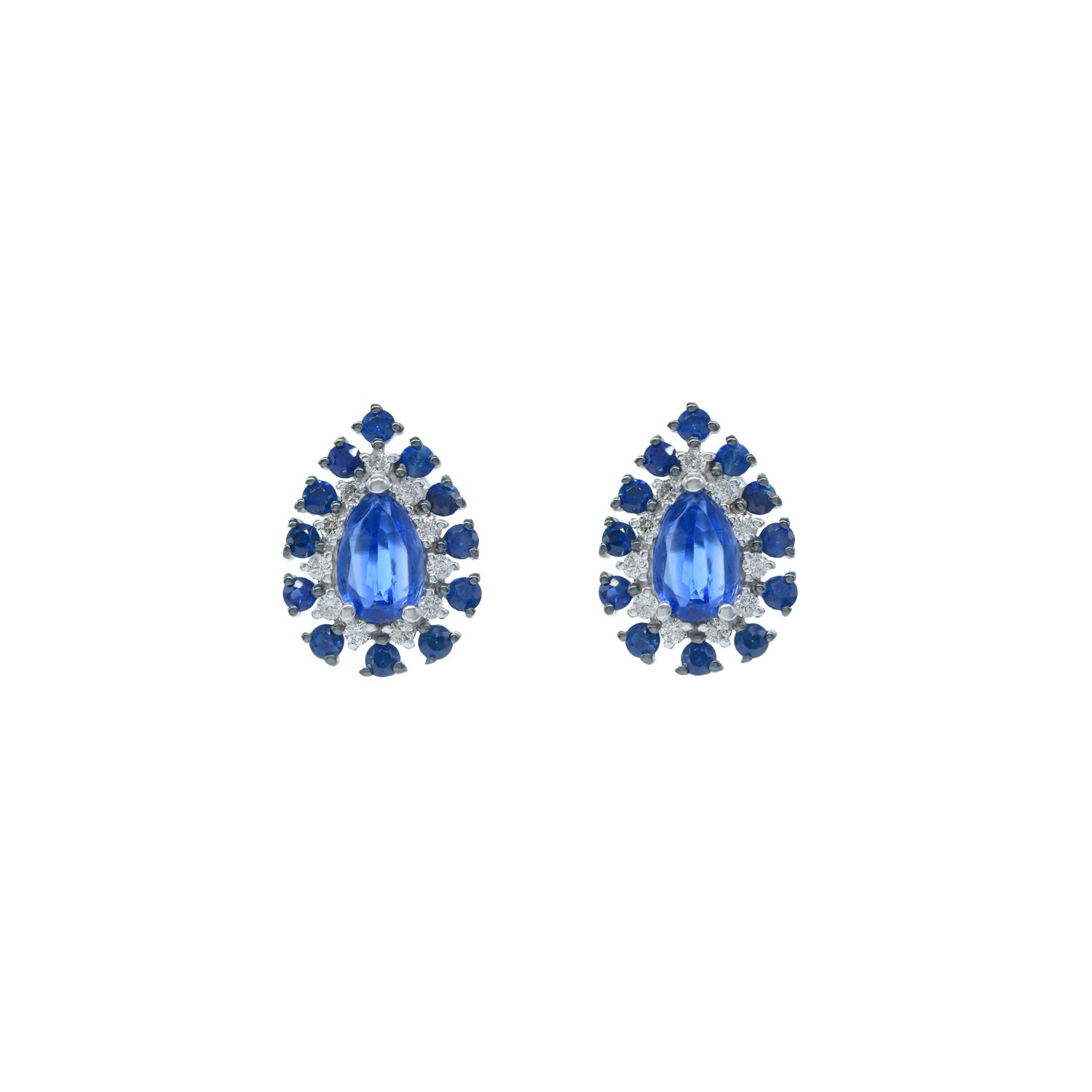Sapphire Earring. Earrings. 18K gold earring. White Gold, yellow gold, rose gold. Perfect Gift. Earring gift. Fine jewelry. Anatol. Kifissia. Golden Hall. Σκουλαρίκι χρυσό. Σκουλαρίκι με ζαφείρια. Σκουλαρίκι τρυπητό. Σκουλαρίκι με ζαφείρι. Σκουλαρίκι με διαμάντια. Athens. Κηφισιά. Σκουλαρίκι με μπριγιάν.