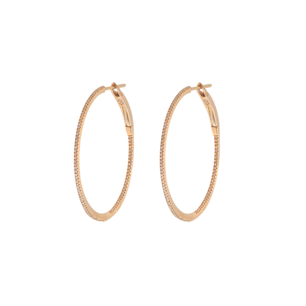 Diamond Hoop earrings. Hoop earrings. Gold hoop earrings. Gold and Diamond hoop earrings. Easy to wear hoops. Diamond hoops. Diamond earrings for gift. Χρυσοί κρίκοι. Διαμαντένιοι κρίκοι. Κρίκος με διαμάντια. Σκουλαρίκια κρίκοι. Σκουλαρίκι για δώρο. Fine jewelry. Anatol. Kifissia. Golden Hall. Athens.