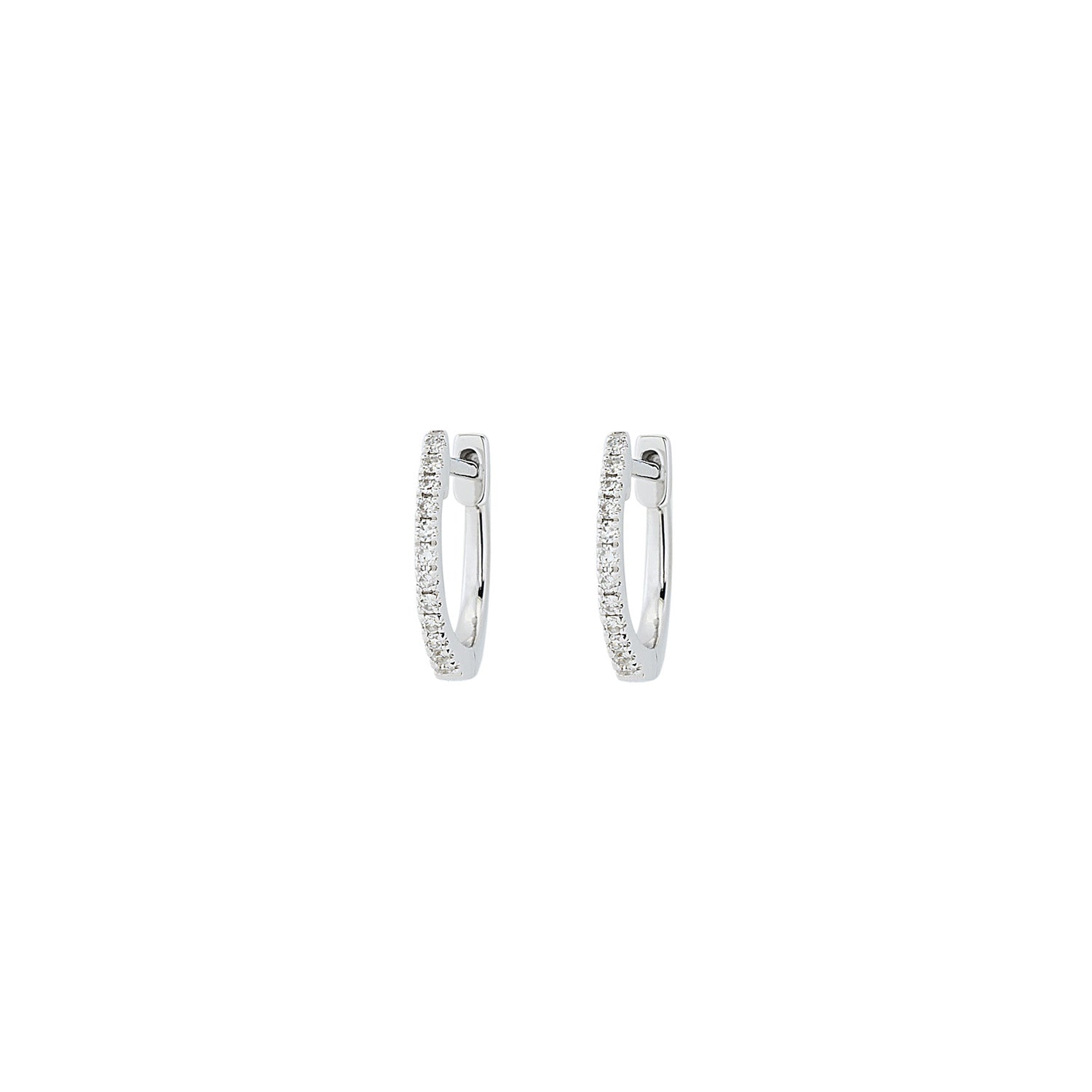 Diamond Hoop earrings. Hoop earrings. Gold hoop earrings. Gold and Diamond hoop earrings. Easy to wear hoops. Diamond hoops. Diamond earrings for gift. Χρυσοί κρίκοι. Διαμαντένιοι κρίκοι. Κρίκος με διαμάντια. Σκουλαρίκια κρίκοι. Σκουλαρίκι για δώρο. Fine jewelry. Anatol. Kifissia. Golden Hall. Athens.