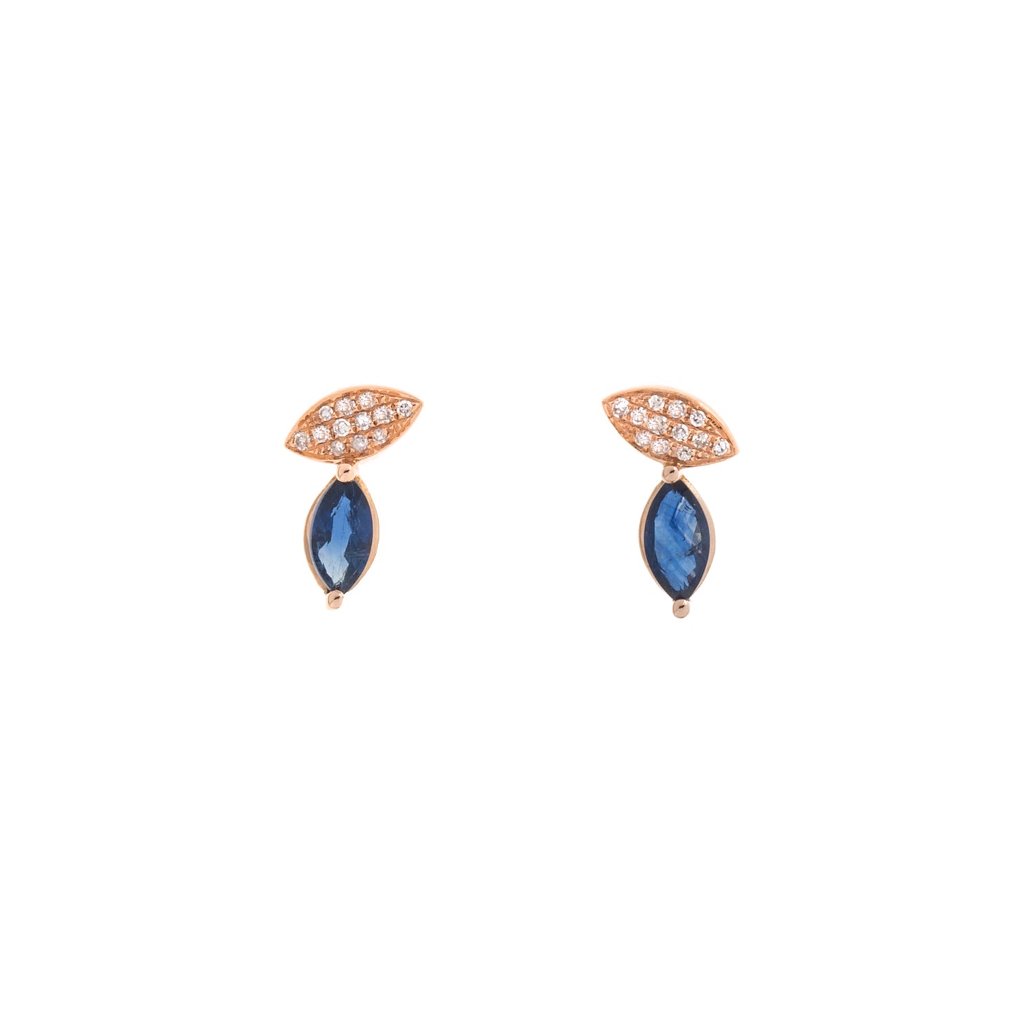Sapphire Earring. Earrings. 18K gold earring. White Gold, yellow gold, rose gold. Perfect Gift. Earring gift. Fine jewelry. Anatol. Kifissia. Golden Hall. Σκουλαρίκι χρυσό. Σκουλαρίκι  με ζαφείρια. Σκουλαρίκι τρυπητό. Σκουλαρίκι με ζαφείρι. Σκουλαρίκι με διαμάντια. Athens. Κηφισιά. Σκουλαρίκι με μπριγιάν. 