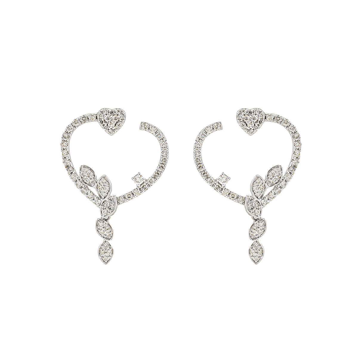 Fine Jewelry Earring. Diamond Earring. Gold and diamond earring. High end jewelry earring. Expensive jewelry. Anatol jewelry. Kifissia. Golden Hall. Χρυσά κοσμήματα. Κοσμήματα Κηφισιά. Σκουλαρίκι με διαμάντια. Σκουλαρίκι με μπριγιάν. Ακριβό σκουλαρίκι. Χρυσό σκουλαρίκι. Diamond heart earring.