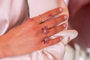 Fine Jewelry Ring. Diamond Ring. Gold and diamond Ring. High end jewelry Ring. Expensive jewelry. Expensive ring. Anatol jewelry. Kifissia. Golden Hall. Χρυσά κοσμήματα. Κοσμήματα Κηφισιά. Δαχτυλίδι με διαμάντια. Δαχτυλίδι με μπριγιάν. Ακριβό Δαχτυλίδι. Χρυσό Δαχτυλίδι. Pink Sapphire Ring.