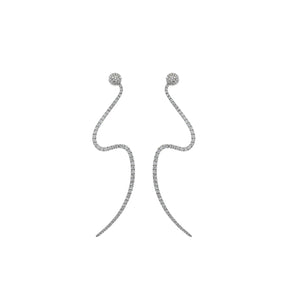 Curved diamond earring. White Gold earring