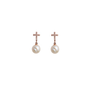 Pearl Earring. Earrings. 18K gold earring. Fresh water pearl. White Gold, yellow gold, rose gold. Perfect Gift. Earring gift. Hanging Pearl. Chain Erring. Fine jewelry. Anatol. Σκουλαρίκι χρυσό. Σκουλαρίκι  με μαργαριτάρι. Σκουλαρίκι αλυσίδα. Σκουλαρίκι με πέρλα. Athens.